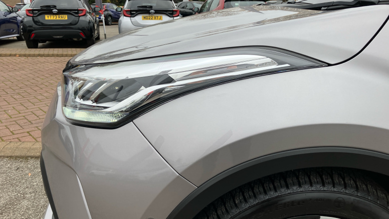 Toyota C-HR 1.8 Hybrid Design 5dr CVT Hybrid Hatchback